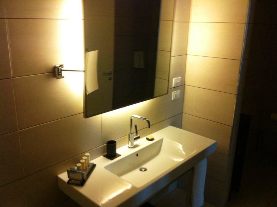Kleines Bad Radisson Blu Hotel Milan