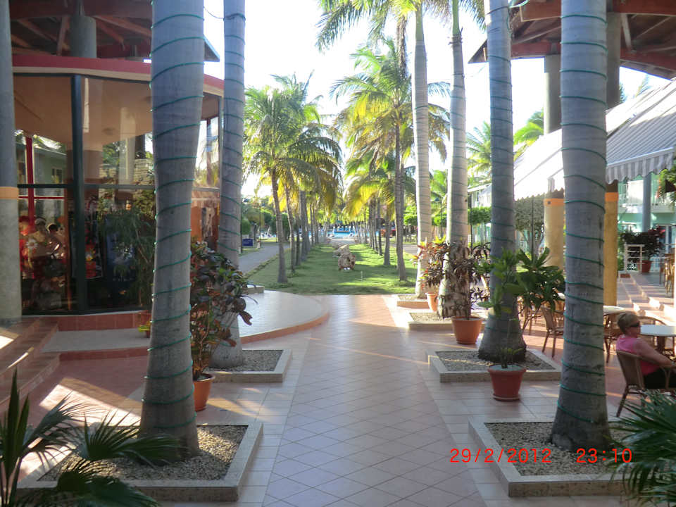 Hinter dem Eingang Sol Hicacos Varadero