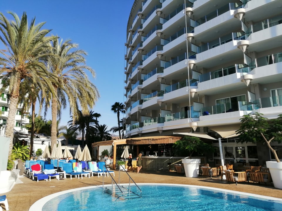 Pool Bull Escorial & Spa