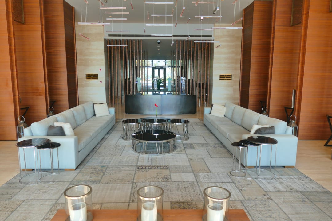 Lobby D Maris Bay