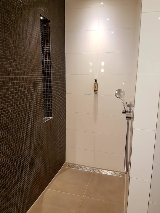 Begehbare, offene Dusche Hotel Thermen Bussloo