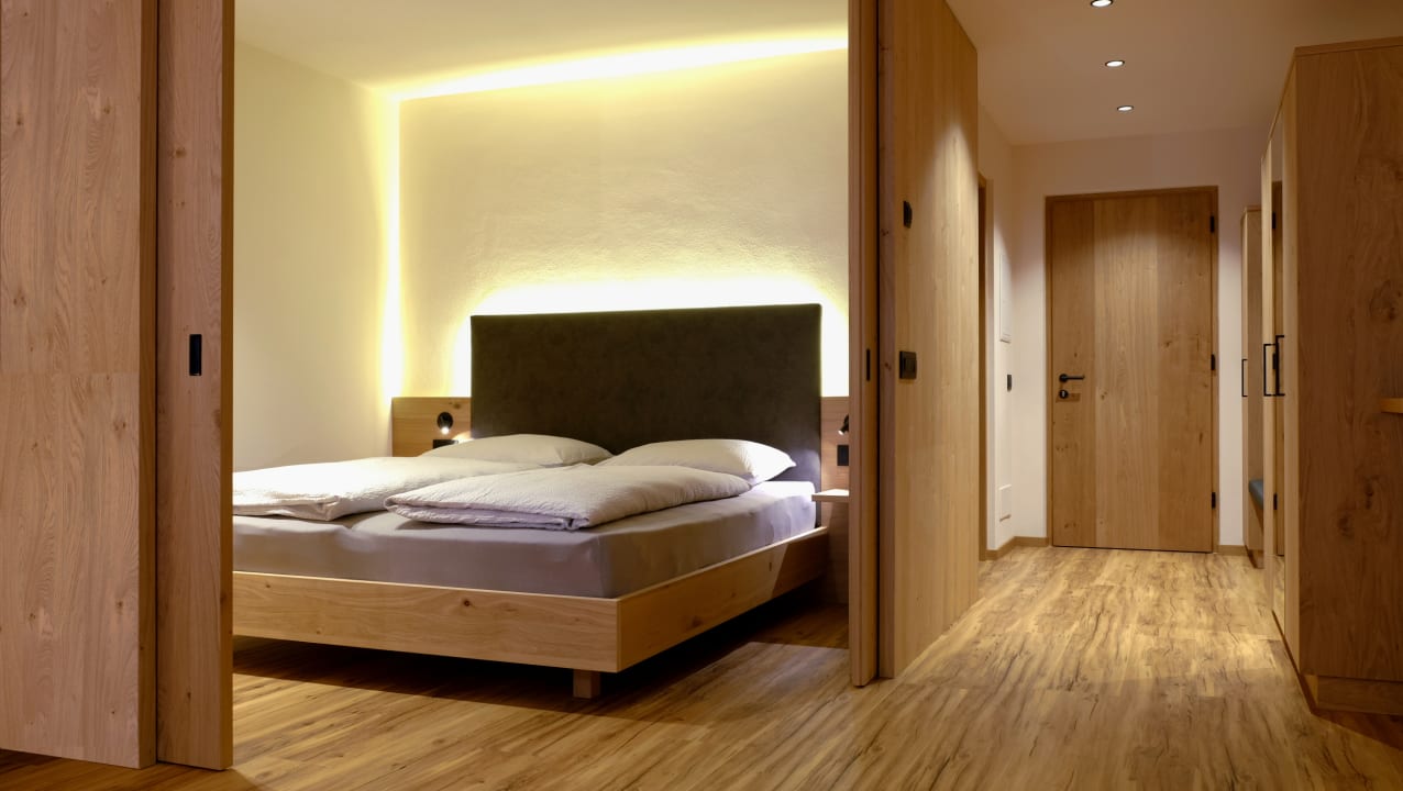 Zimmer Runk Apartments