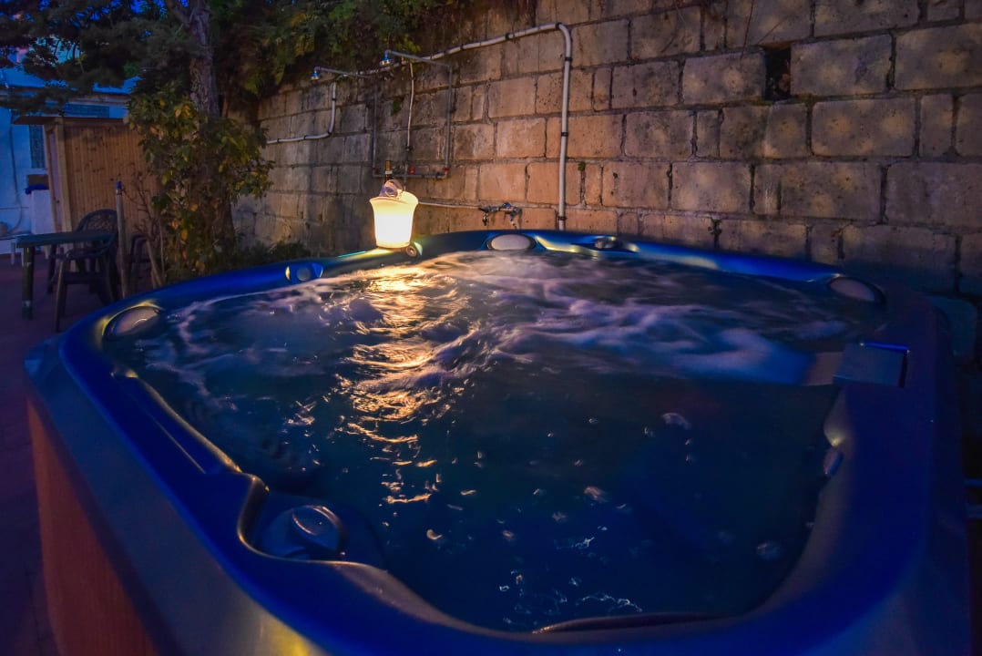 Pool Charme Hotel La Villa Tina