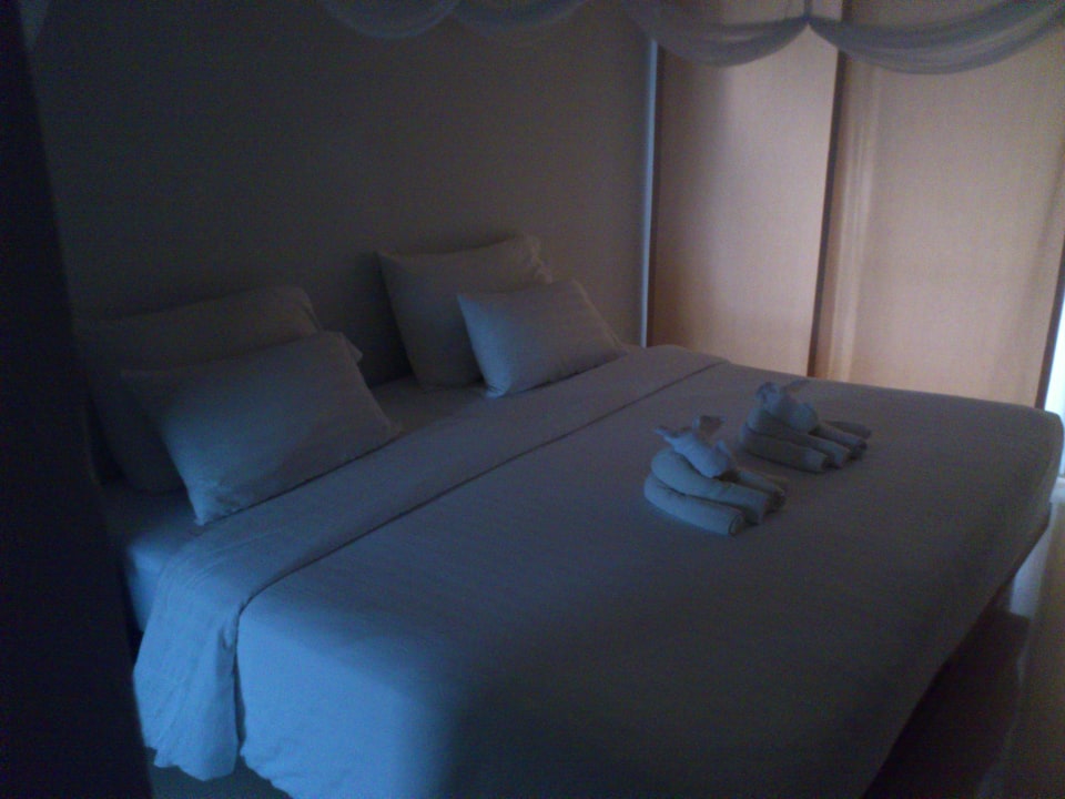 Unser frisch gemachtes Zimmer Aana Resort