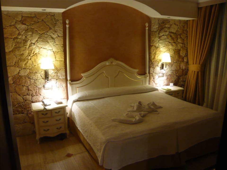Königliches Bett R2 Rio Calma Hotel & Spa & Conference
