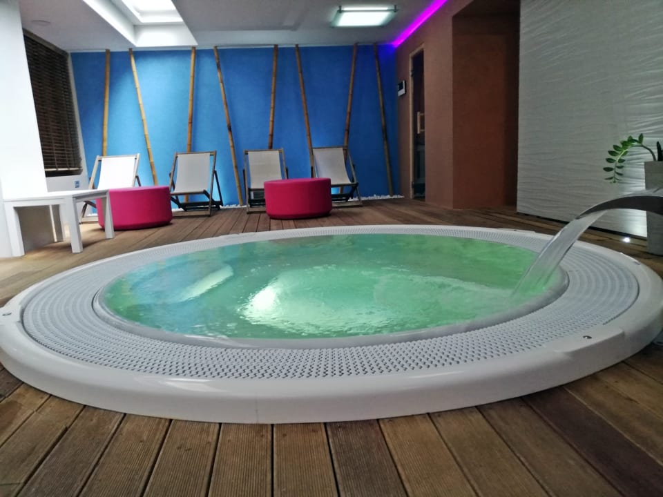 Pool Harmony Boutique Resort