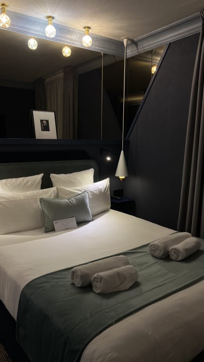 Zimmer Bob Hôtel by Elegancia