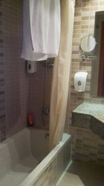 Bathroom Three Corners Equinox Beach Resort