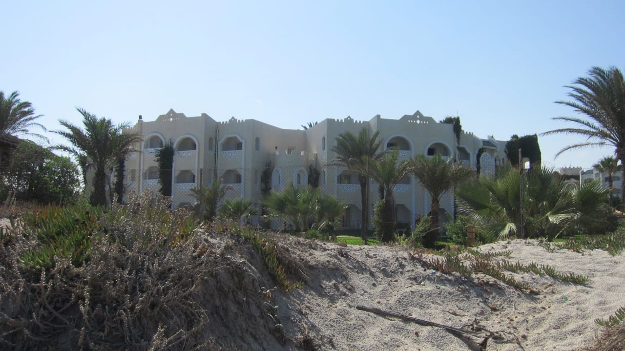 Unsere Terrasse in der Mitte Mahdia Beach & Aquapark