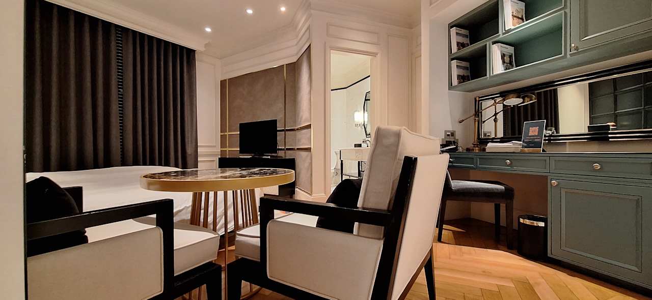 Zimmer Bach Suites Saigon, a Member of Design Hotels