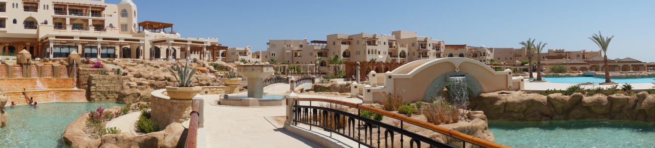 Pool- und Lagunen-Landschaft Hotel Kempinski Soma Bay