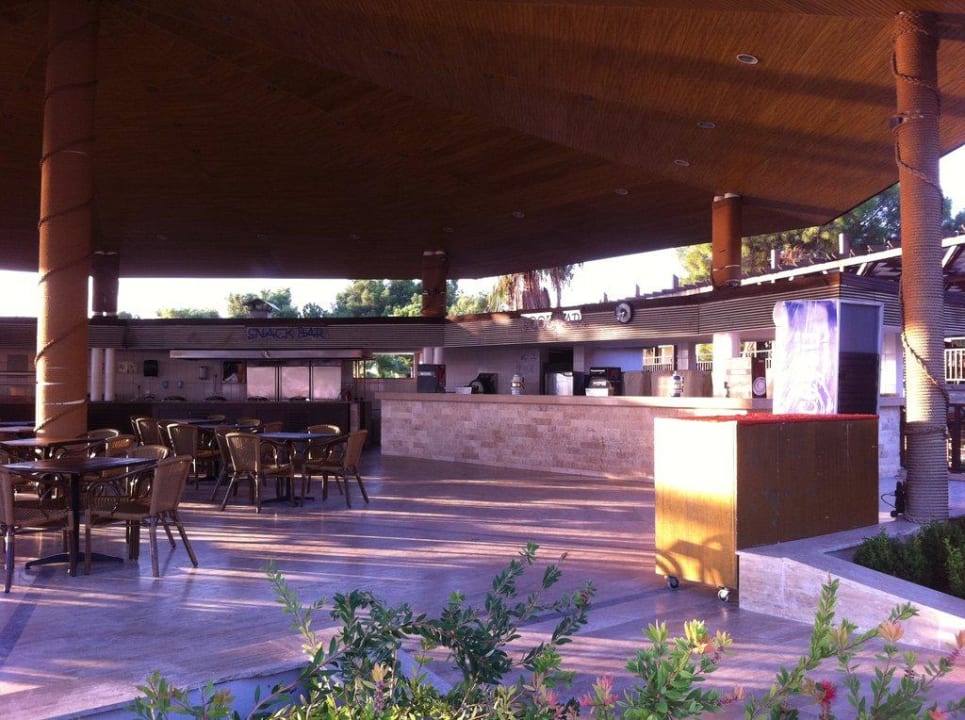 Poolbar Crystal Flora Pearl Collection