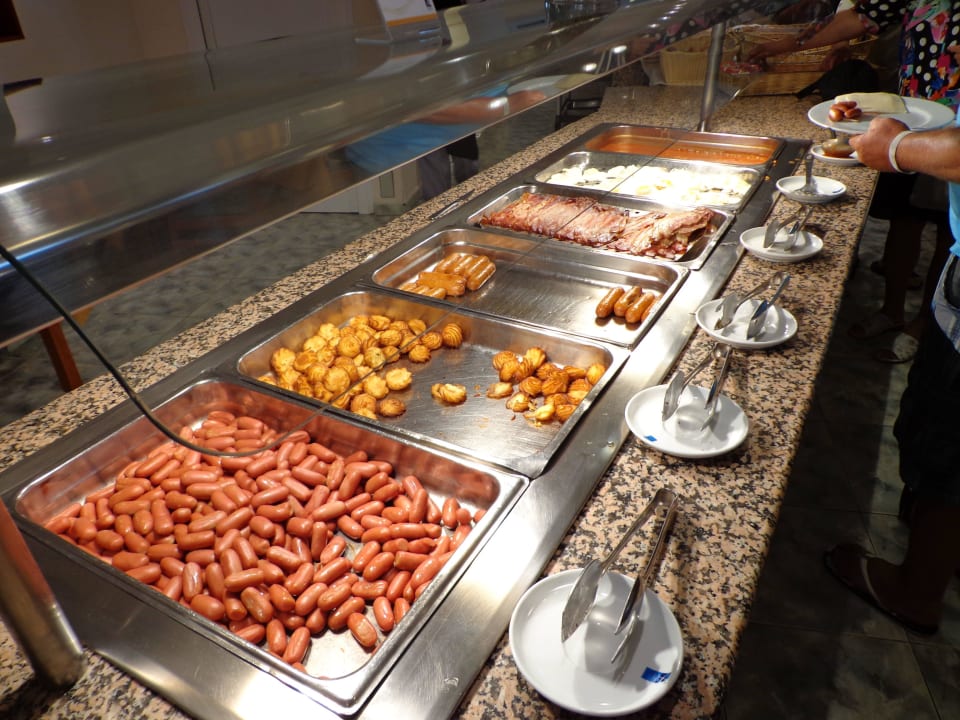 Englisches Büffet Moon Dreams Coral Beach