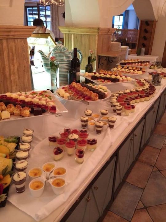 Das Nachspeisenbuffet Hotel DIE SONNE