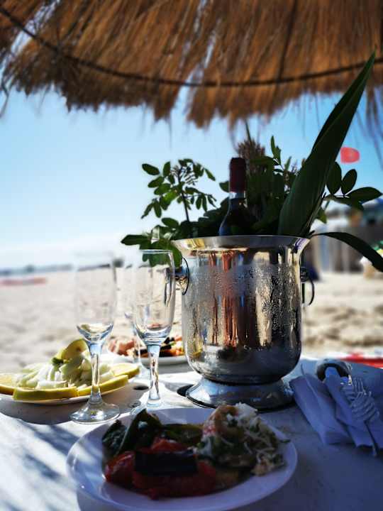 Strand Samira Club