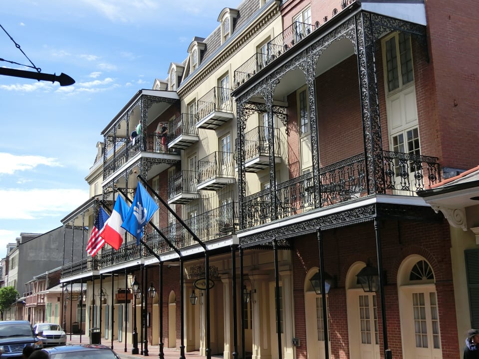 Eingang gegenüber St. Marie Olivier House Hotel St Marie