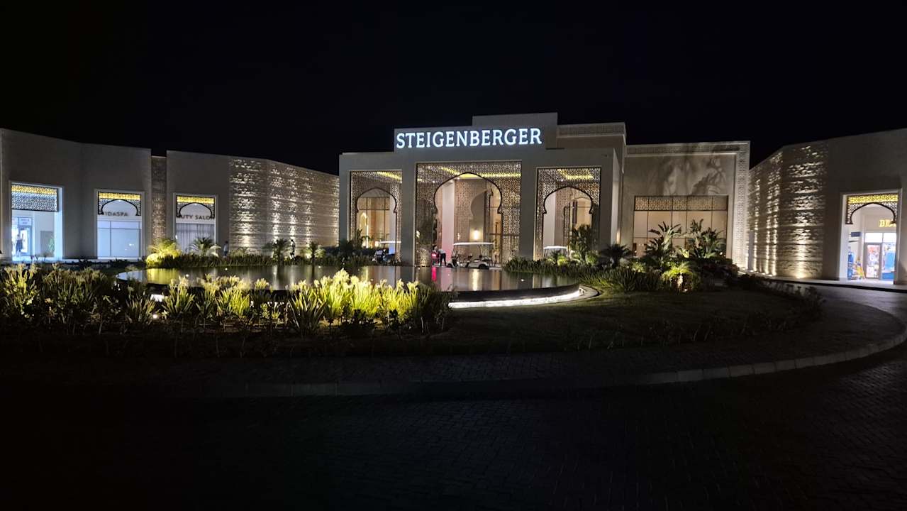 Außenansicht Steigenberger Resort Ras Soma