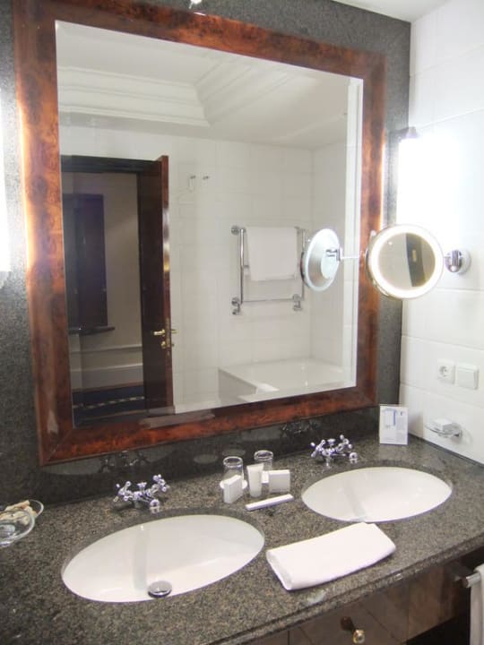 Badezimmer Hotel Taschenbergpalais Kempinski Dresden