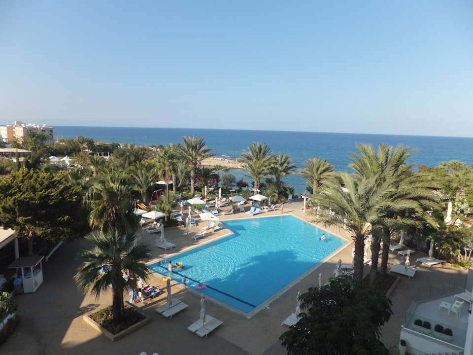 Ausblick Crystal Springs Beach Hotel