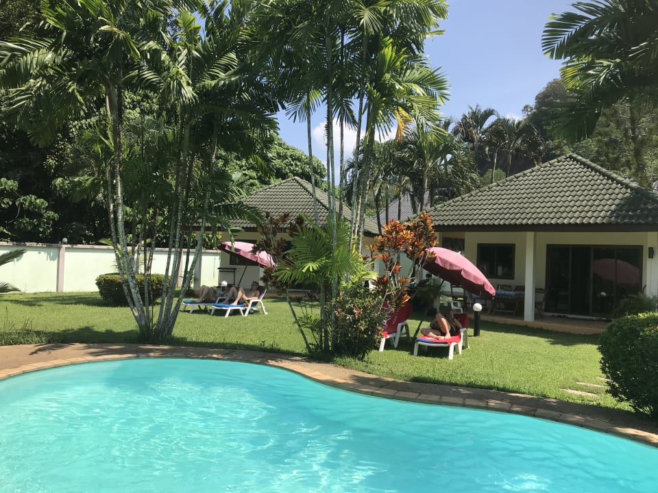 Außenansicht Phuket Lotus Lodge