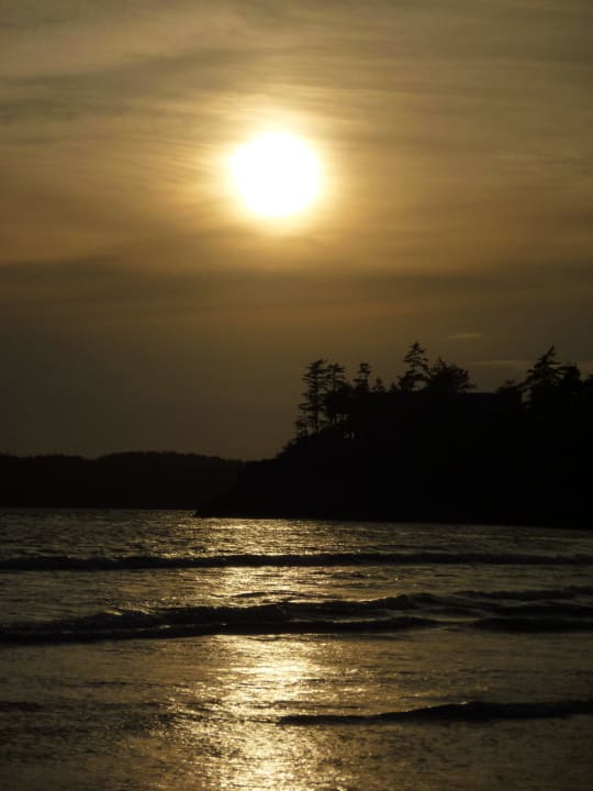 Sonnenuntergang Best Western Tin Wis Tofino Hotel Resort on Vancouver Island