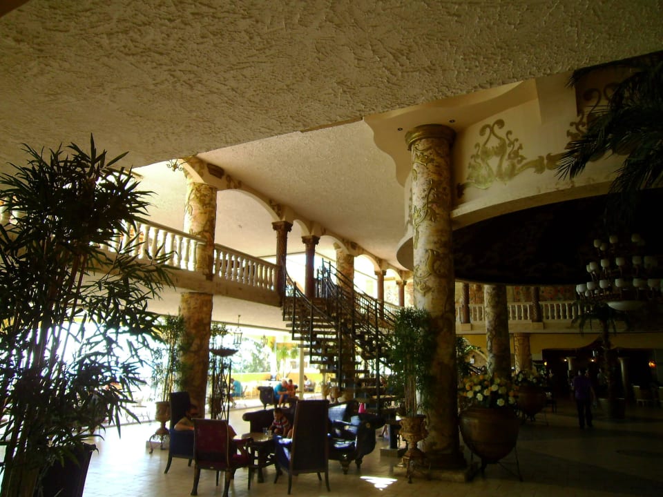 Lobby Royal Park Hotel & Aqua park
