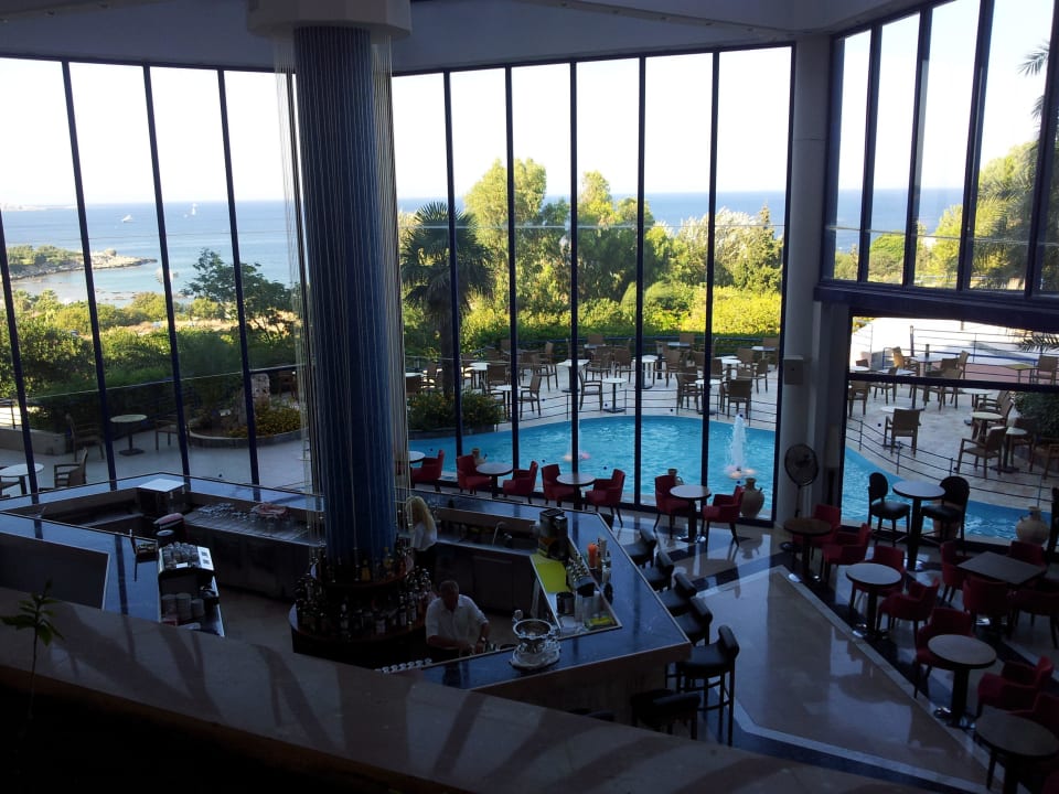 Lobby und Haupt Bar Kresten Palace Hotel