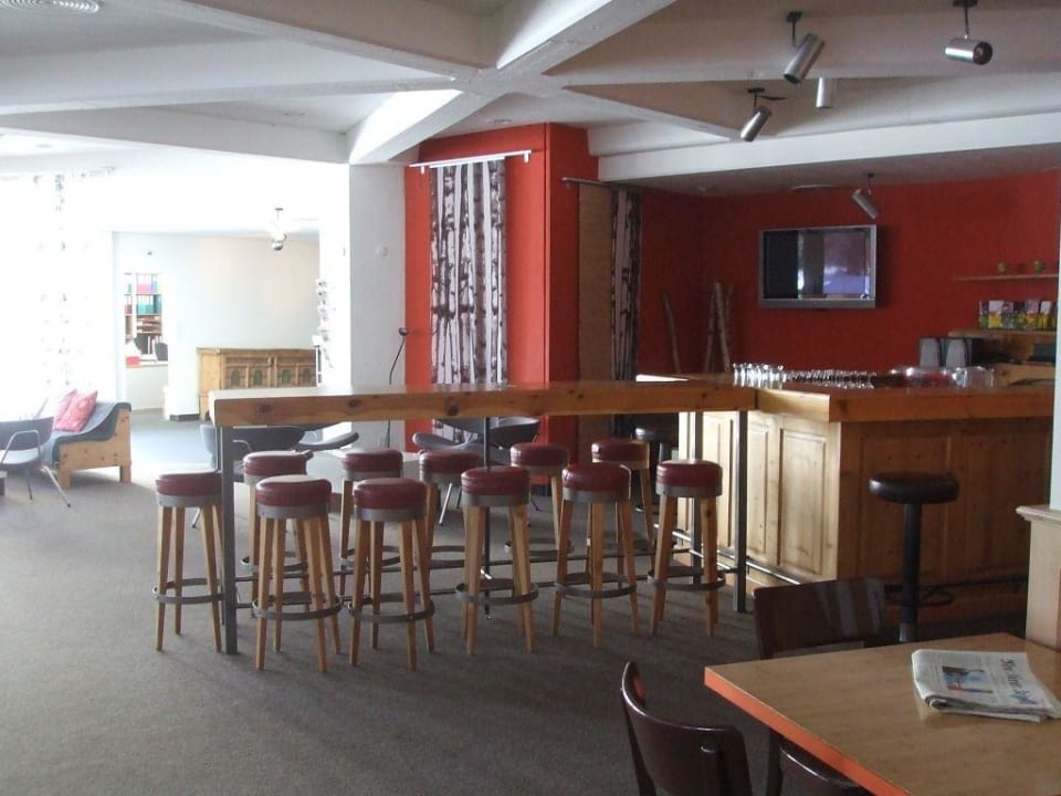 Lobby plus Bar im Laudinella Hotel Laudinella