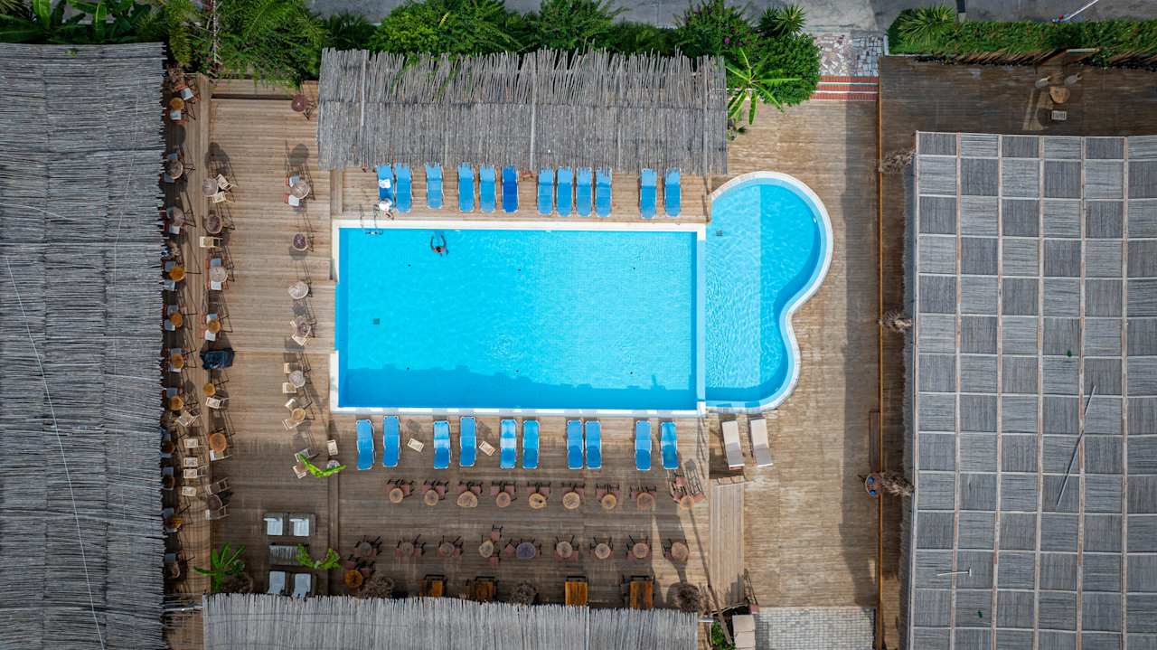 Außenansicht Grand Hotel Saranda