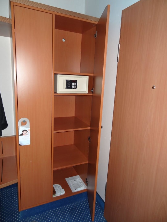 Safe Zimmer 834 Hotel Baltic Stralsund