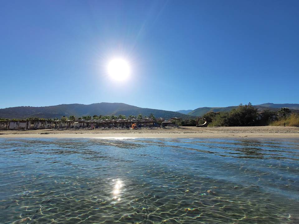 Strand Alea Hotel & Suites