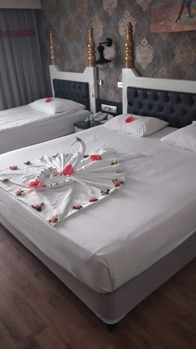 Zimmer Mary Hotel Side