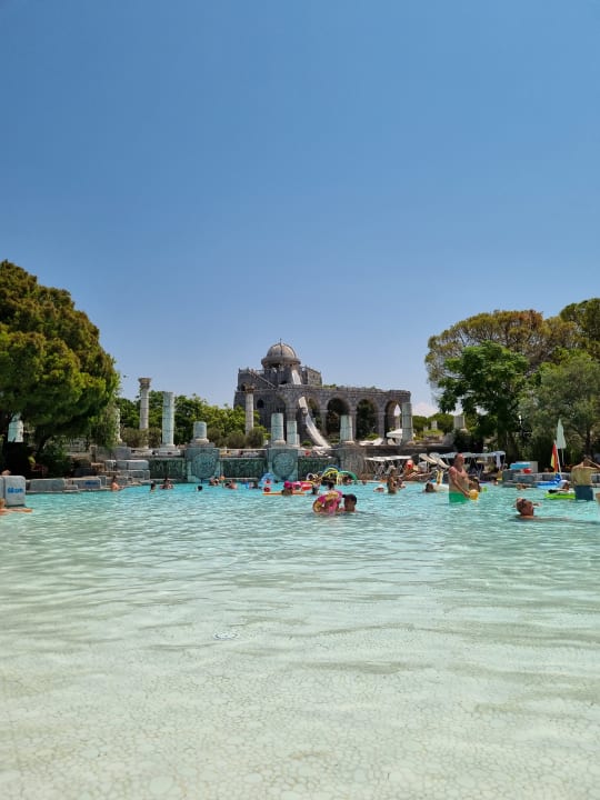 Pool Xanadu Resort Hotel