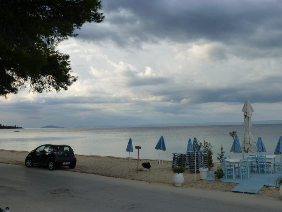 Blick zum Strand Xenios Zeus