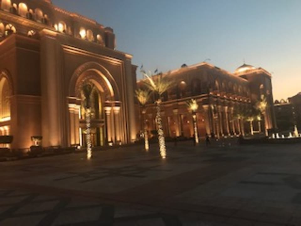 Außenansicht Emirates Palace Mandarin Oriental