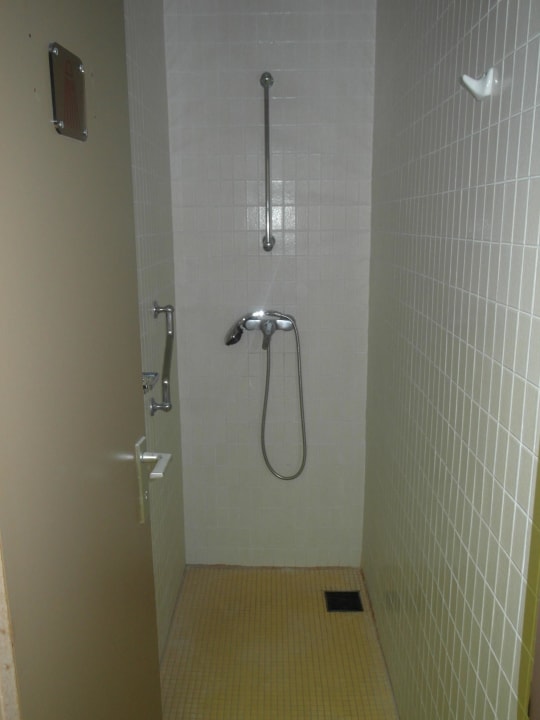 Duschzimmer oder wie? Sporthotel am Semmering