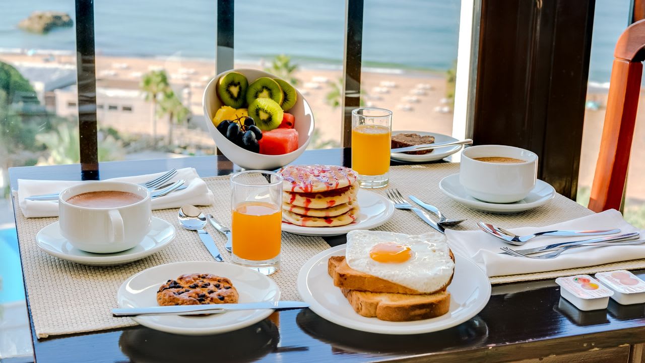 Gastro Monica Isabel Beach Club