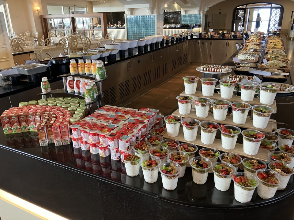 Gastro Starlight Resort Hotel