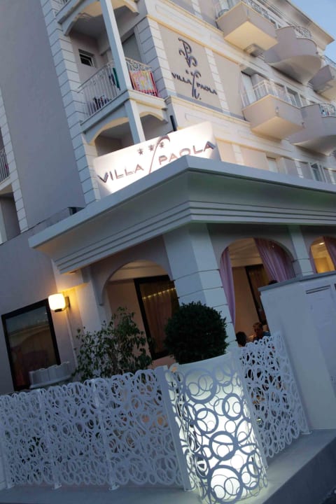 Außenansicht Hotel Villa Paola