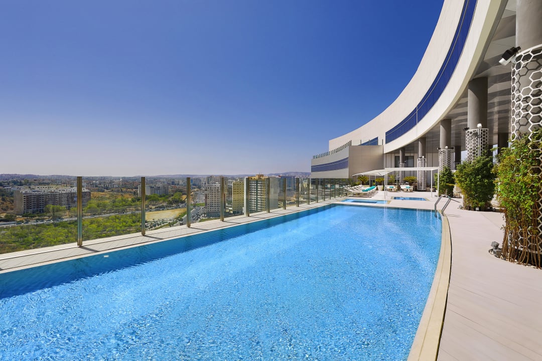 Pool Hilton Tangier City Center