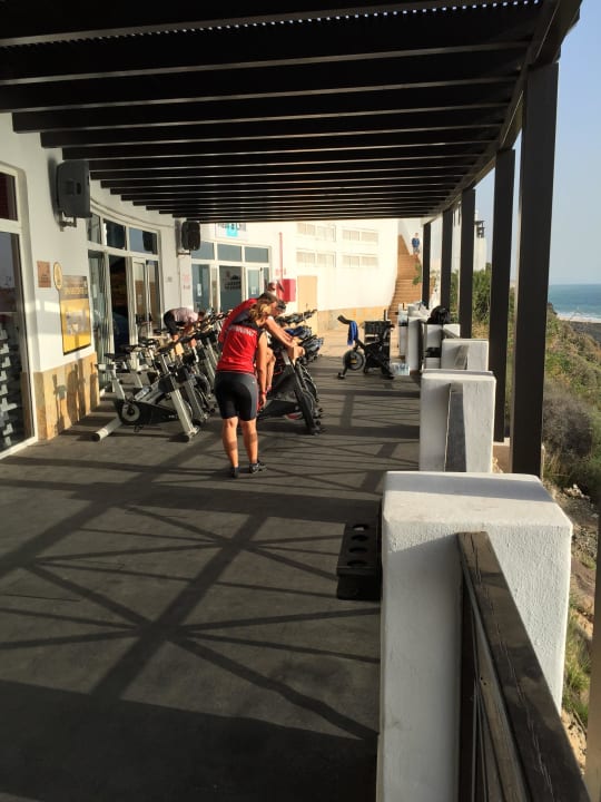 Das ist der Spinningbereich mit Enikö von hinten. TUI MAGIC LIFE Fuerteventura