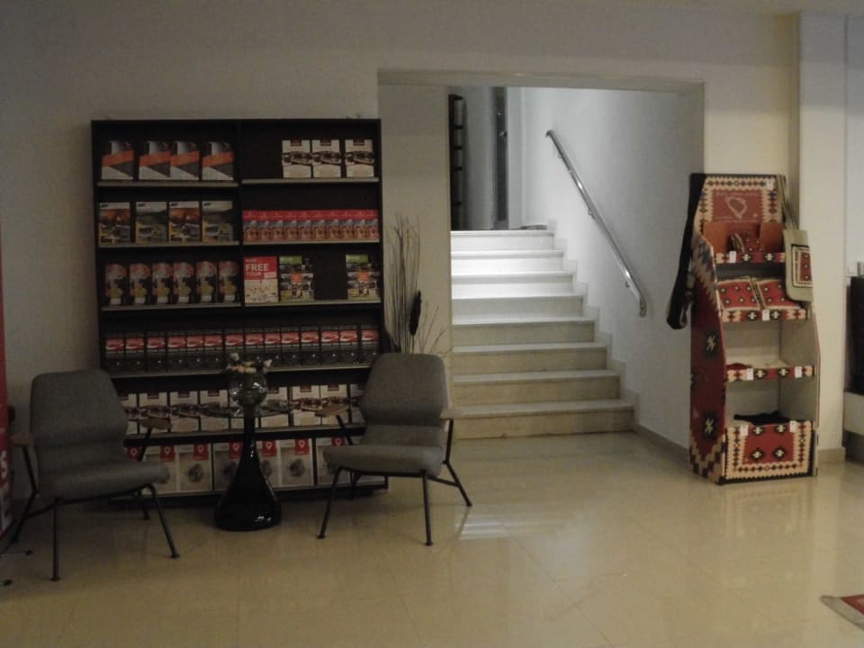 Lobby Hotel Bosnia Sarajevo