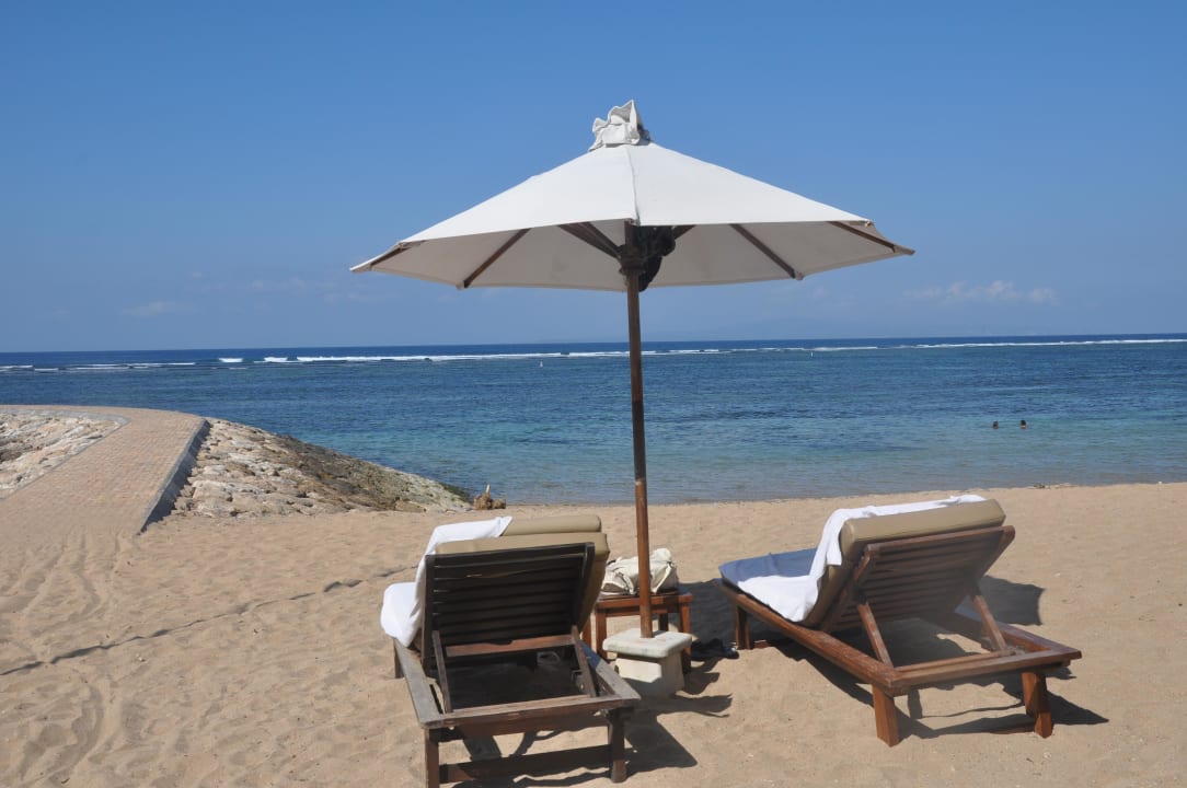 Strand Kayumanis Sanur Private Villa & Spa