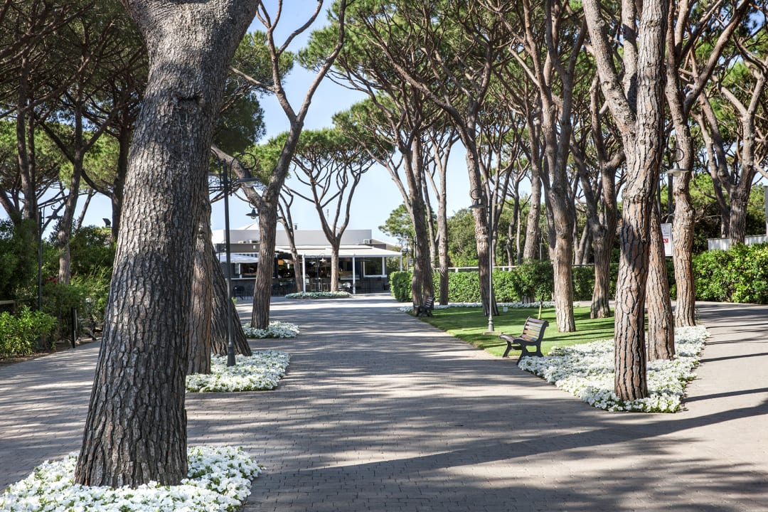 Gartenanlage Riva del Sole Resort & SPA