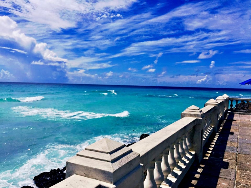 Ausblick Coconut Court Beach Hotel