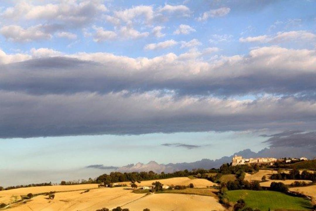 Ausblick und Stimmungen  Tenuta Raffaello Luxus-Domizile