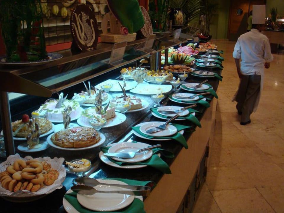 Lecker Büffet Barceló Maya Beach
