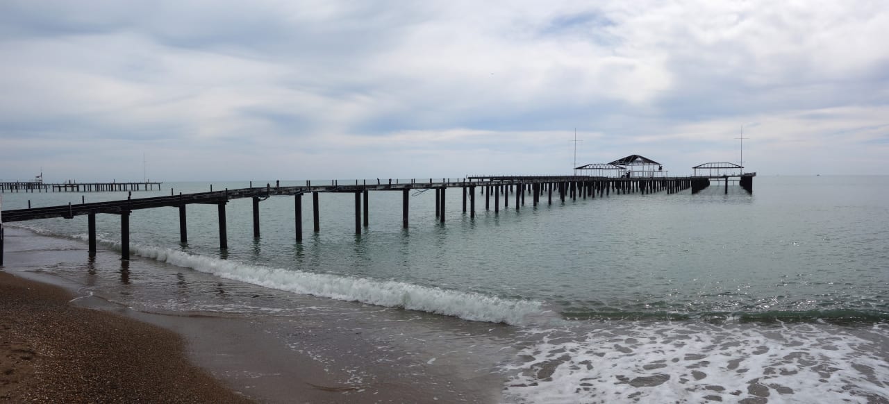 Der im März nicht geöffnete Steg des Hotels Royal Seginus