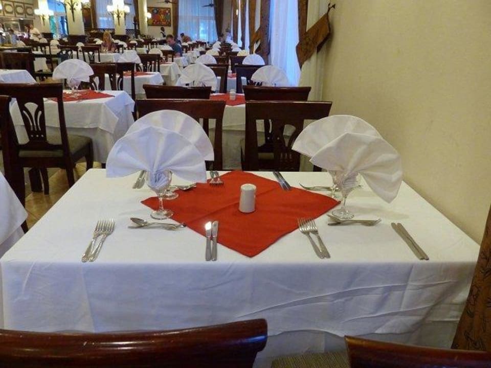Tisch zum Abendbüffet Hotel Riu Bambu