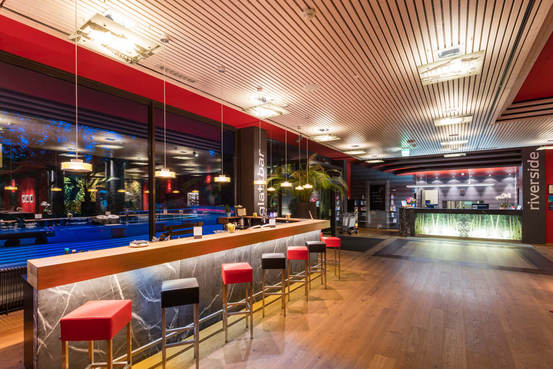 Lobby Riverside Hotel